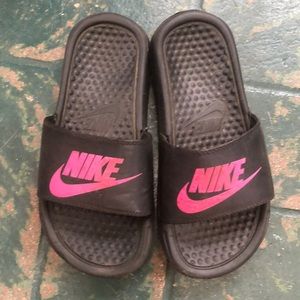 Black/Pink Kids Nike Slides